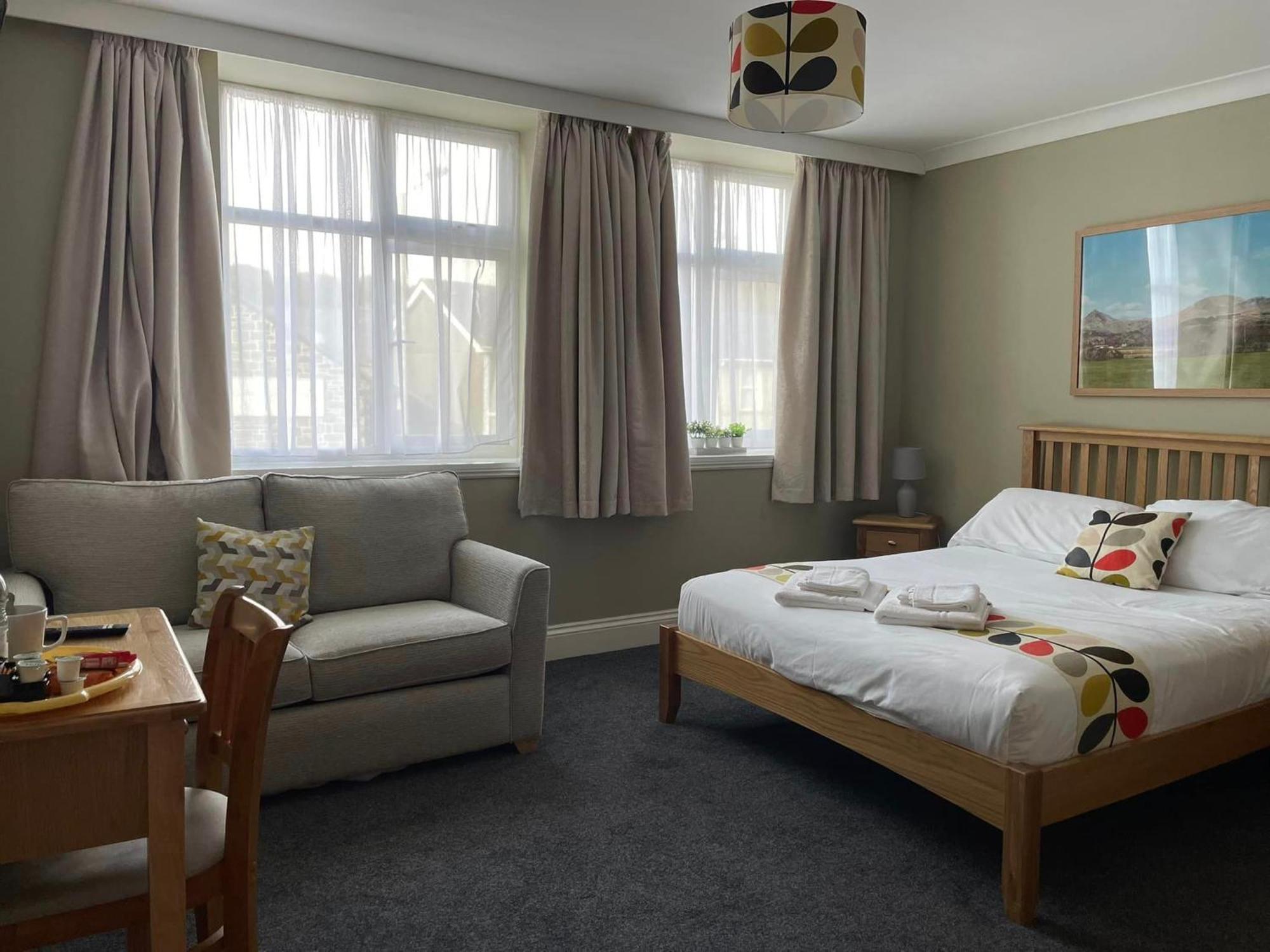 Hotel Y Griffin Penrhyndeudreath Zewnętrze zdjęcie